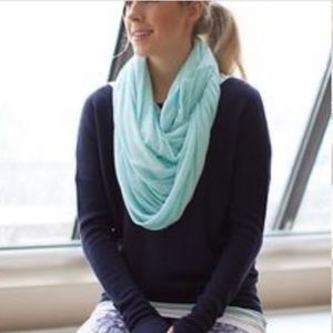 Lululemon athletica endless circle scarf